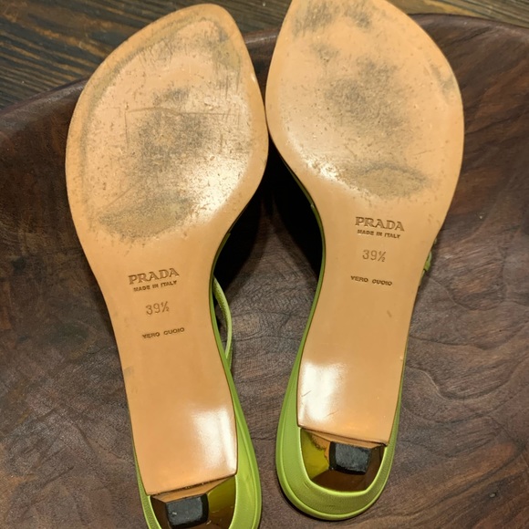 SOLD!  Sz 8.5  sweet vintage prada kitten heels - Picture 7 of 13